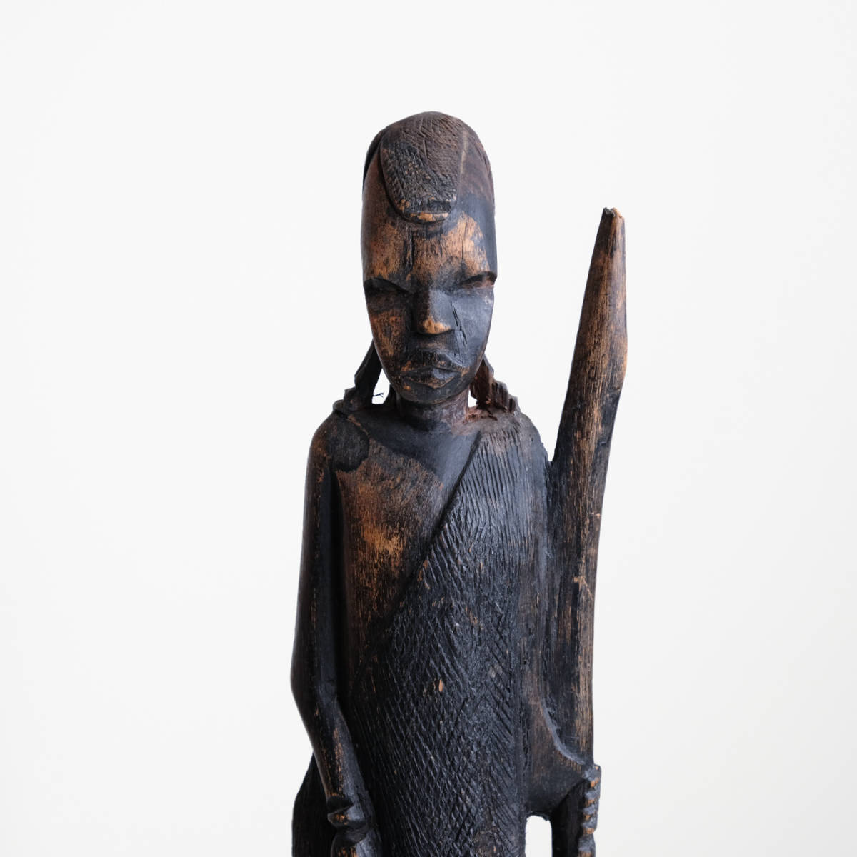 ヤフオク! - アフリカ美術 木彫り人形 木製彫刻 民芸品 置物 オブジェ