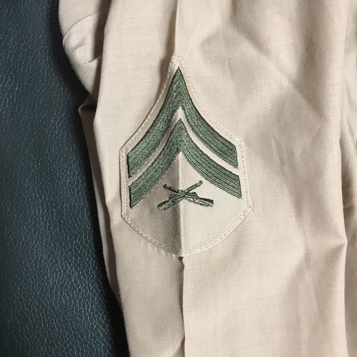 USED MILITARY '86 US ARMY SHIRT 中古 86年製 米軍実物 ユーティリティ?シャツ Sサイズくらい ミリタリー 送料無料_画像4