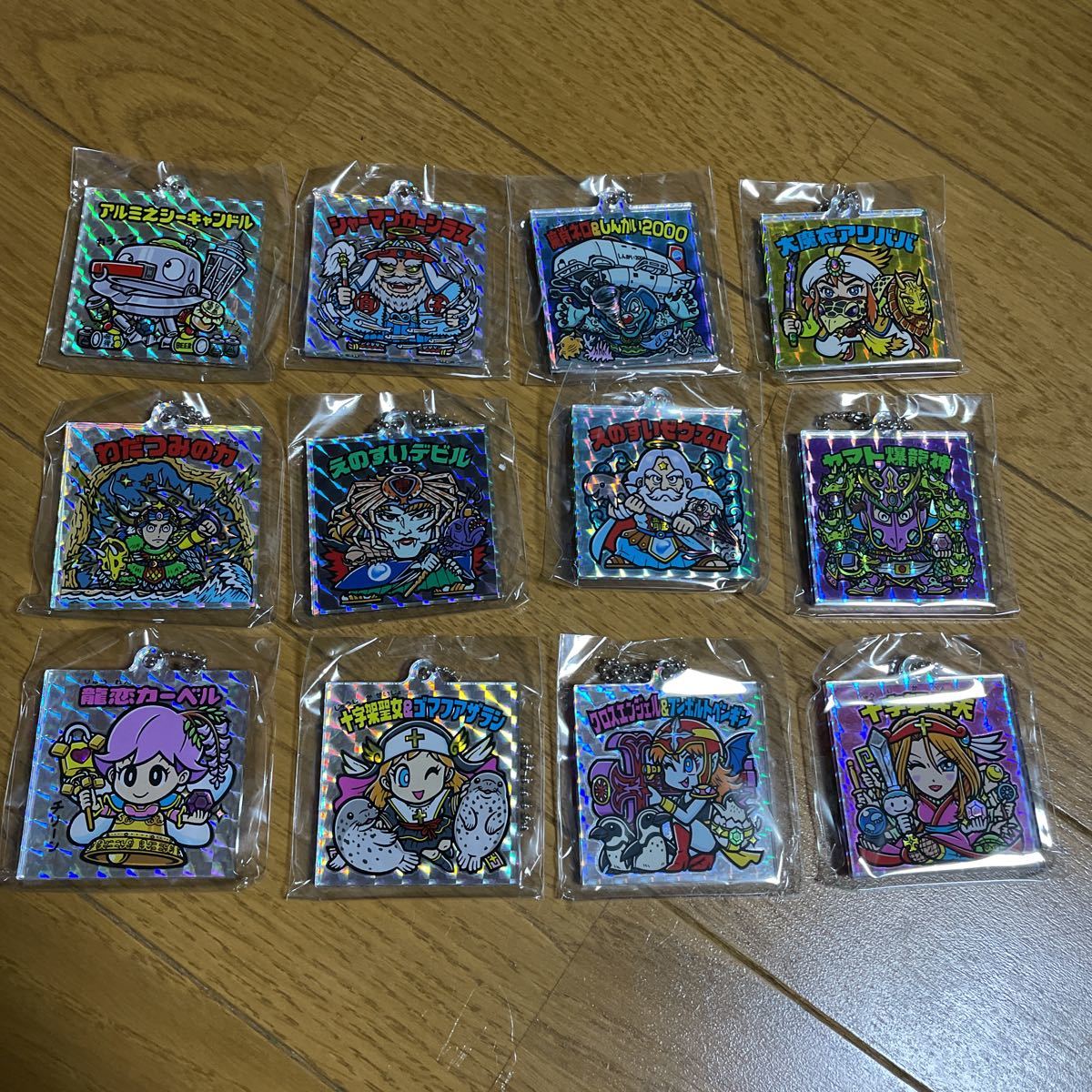 e. ..× Bikkuri man acrylic fiber key holder all 12 kind full comp .no island aquarium .. .. gachapon ak key Event limitation 