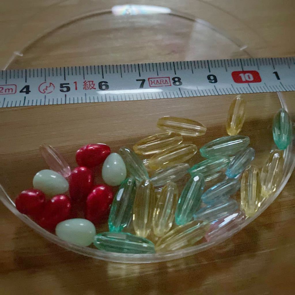 アクリル ビーズ プラスティック 色々な形 穴開 クリアカラー 約13mm×14 その他16個 未使用 ハンドメイド 工作 手作り 手芸 Plastic beads_画像10