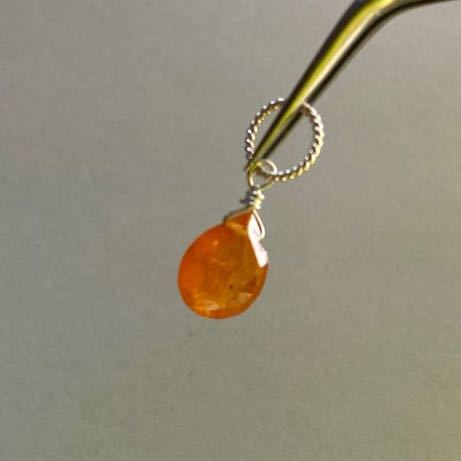 天然石 ペンダントトップ パーツ ビーズ オレンジ ガーネット＋SV925 石約8.5×幅約5.5mm Orange garnet charm gemstone 雫型 カット_画像8