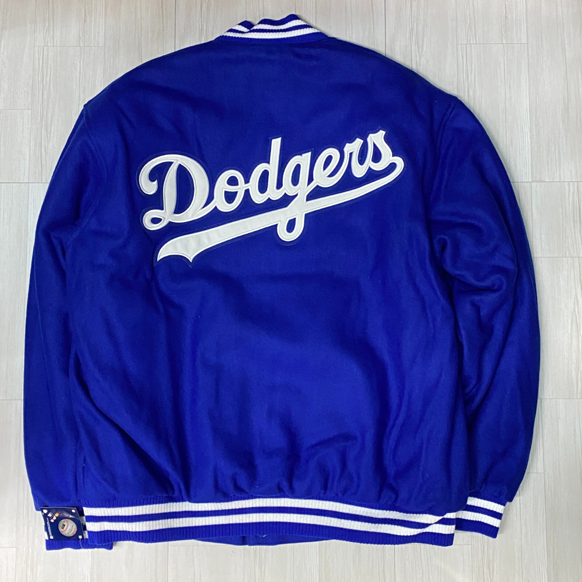 ラスト1 【L】 MLB公式 JHデザイン LA Dodgers ロサンゼルス ドジャース MLB スローバック リバーシブル スタジアムジャンパー 青