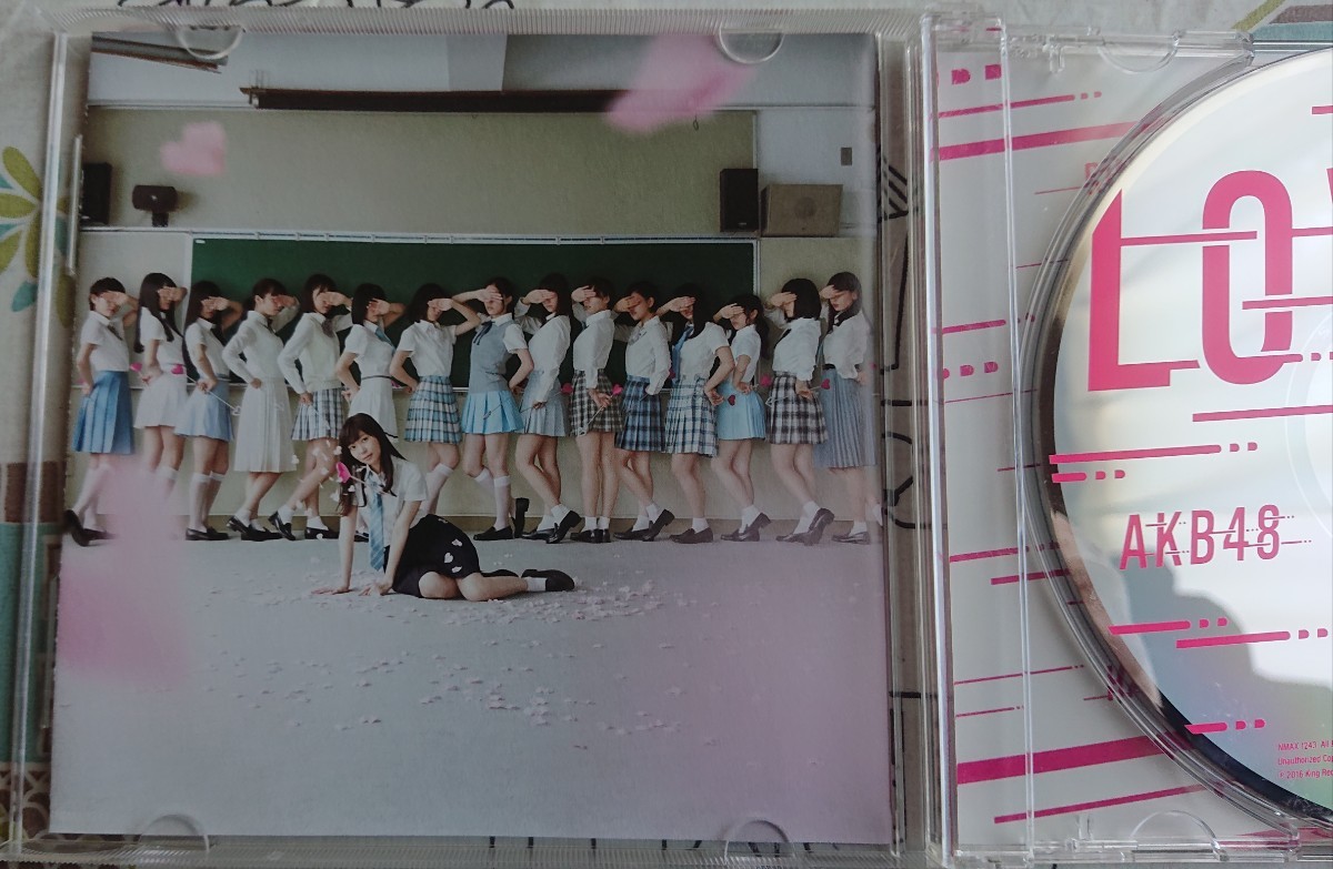 AKB48「LOVE TRIP］(帯あり) 中古CD