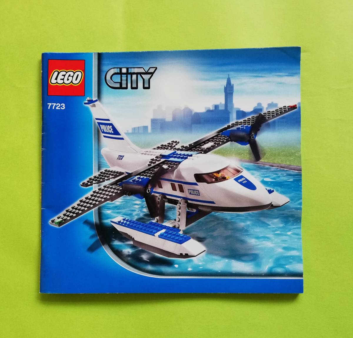 ヤフオク! - b71. 【組立説明書】 LEGO レ、ゴ シティ 警察