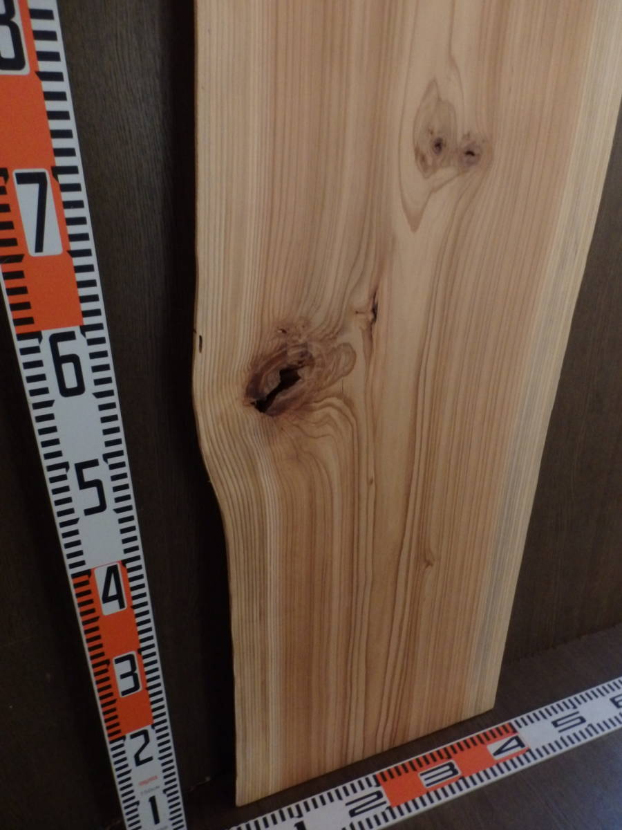 b1102733 新潟地杉●約1m×37cm×3.3cm☆無垢板１枚板 木材 板 DIY 板材 天板 棚板 テーブル 看板 花台など種類豊富！_画像7