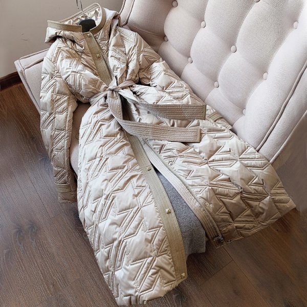 GOOSEグース!新品暖かいレディース90%ダウンコート厚みジャケット GOOSEグース!新品暖かいレディース90%ダウンコート厚みジャケット