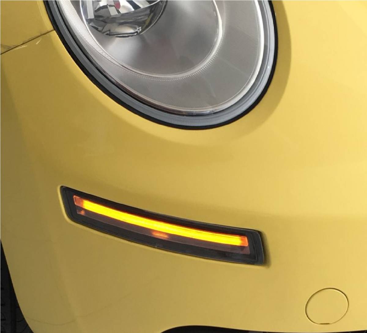 フォルクスワーゲン VW ニュービートル 後期 フロント LED ウィンカー/ターンシグナルライト デイライト 左右セット スモーク 1C0953041R_イメージ画