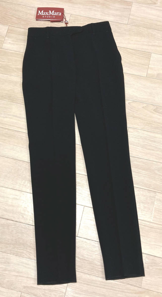 【国内正規品】 新品50%OFF マックスマーラ Max Mara ショート丈パンツ ブラック 40サイズ 【送料無料】 その他 【国内正規品】 新品50%OFF マックスマーラ Max Mara ショート丈パンツ ブラック 40サイズ 【送料無料】 その他