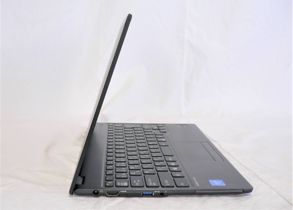 【ほぼ新品】超軽量799gスリム13.3FHD(1920×1080)富士通LIFEBOOK U937/P Cele3965U2.20GHz/SSD128GB/MEM4GB/Windows11Pro/Office2021Pro_超軽量799g～驚異のモビリィティを実現