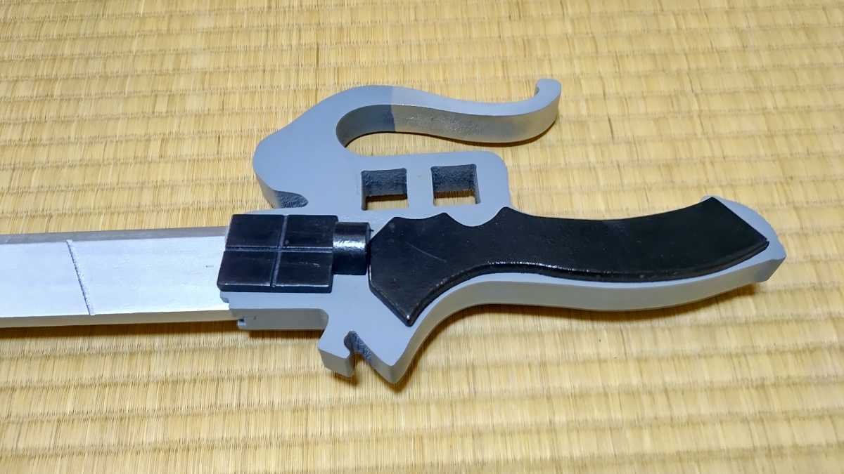 ヤフオク! - 進撃の巨人 立体機動装置の「硬質ブレード(1本)...