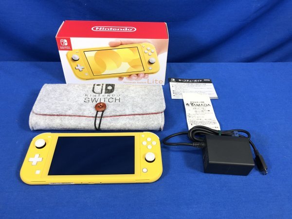 大人気新品 Lite Switch Nintendo ライト スイッチ ニンテンドー 美品 Yellow HDH-S-YAZAA ケース付 ニンテンドースイッチ本体