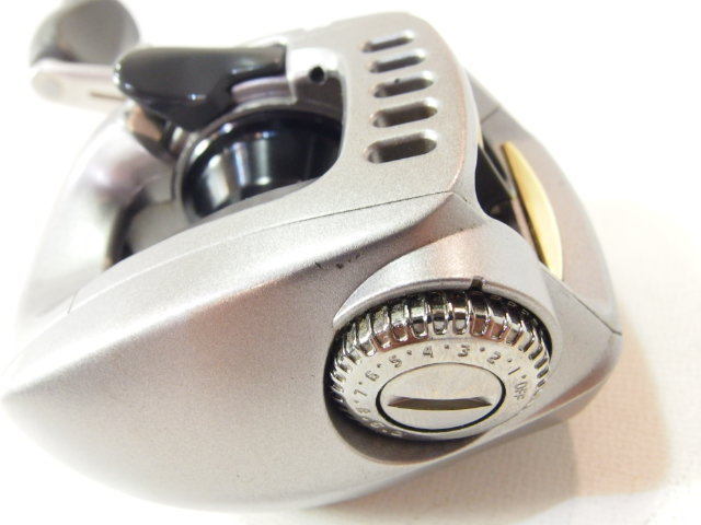 ダイワ チームダイワ Z TD-Z 105HL 左巻き ベイトリール (22220 ダイワ チームダイワ Z TD-Z 105HL 左巻き ベイトリール (22220