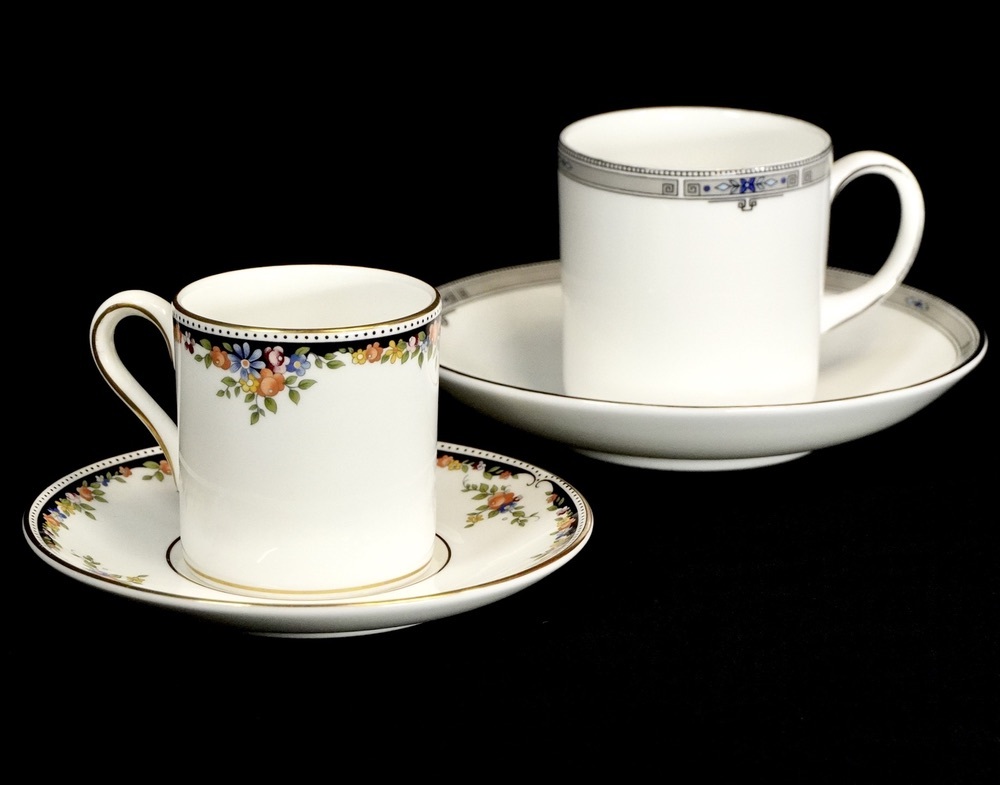 1980年代 イギリス製 WEDGWOOD ウェッジウッド カップ＆ソーサー アムハースト・オズボーンシリーズ 2客セット 壺ロゴ ボーンチャイナ IJS_画像1