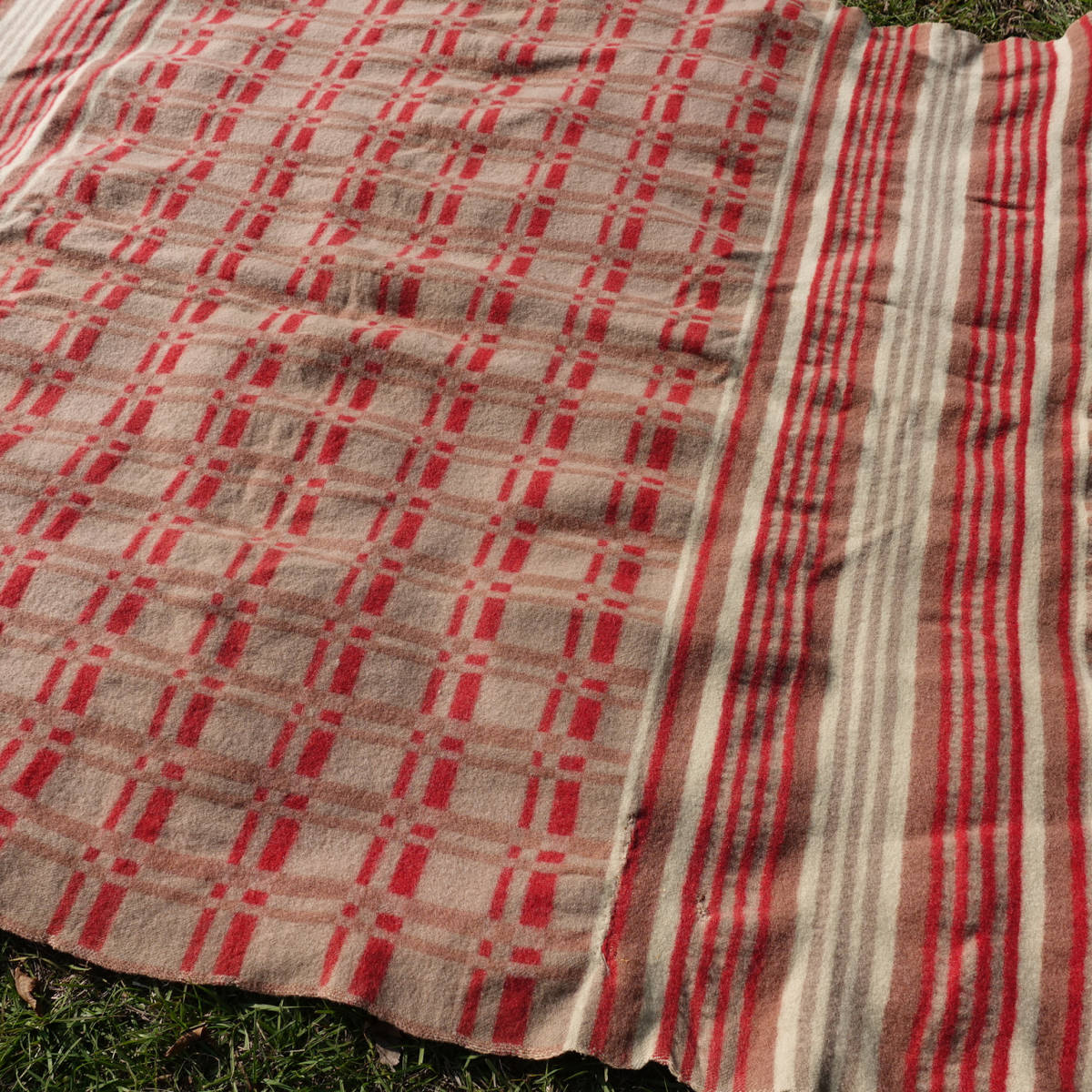  Vintage 1900s hose blanket Horse Blanket rug mat / antique 1900 period the first head camp picnic mountain li search g