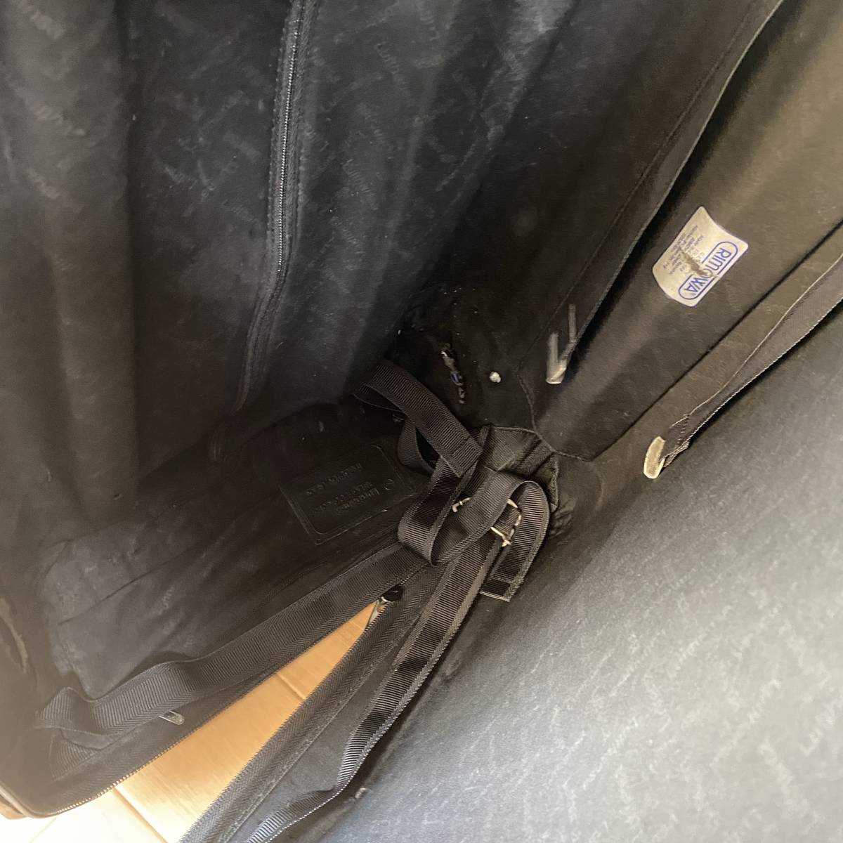 RIMOWA×Lufthansa SALSA リモワ×ルフトハンザ サルサ スーツ RIMOWA×Lufthansa SALSA リモワ×ルフトハンザ サルサ スーツ