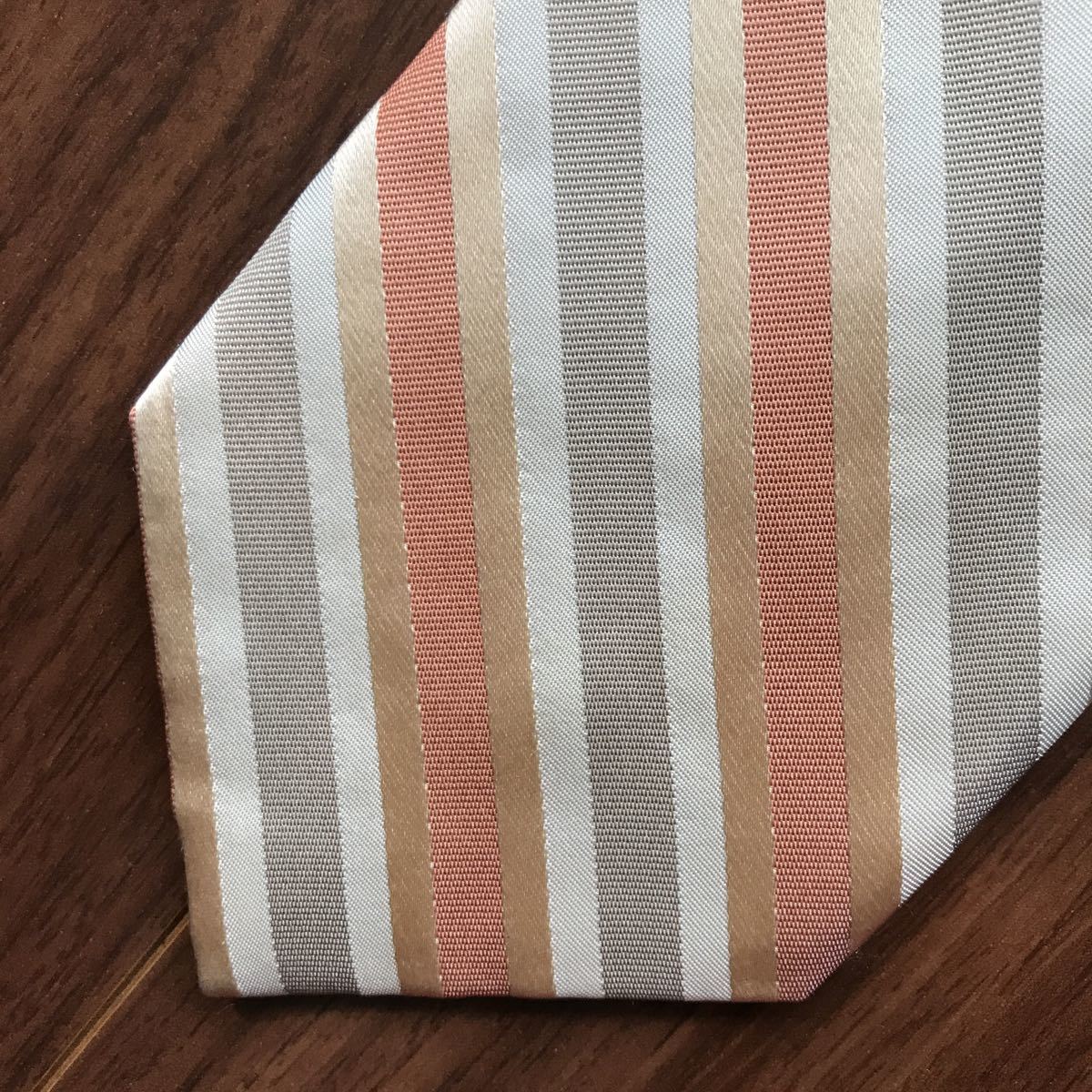 Calvin Klien Calvin Klein necktie beige stripe 