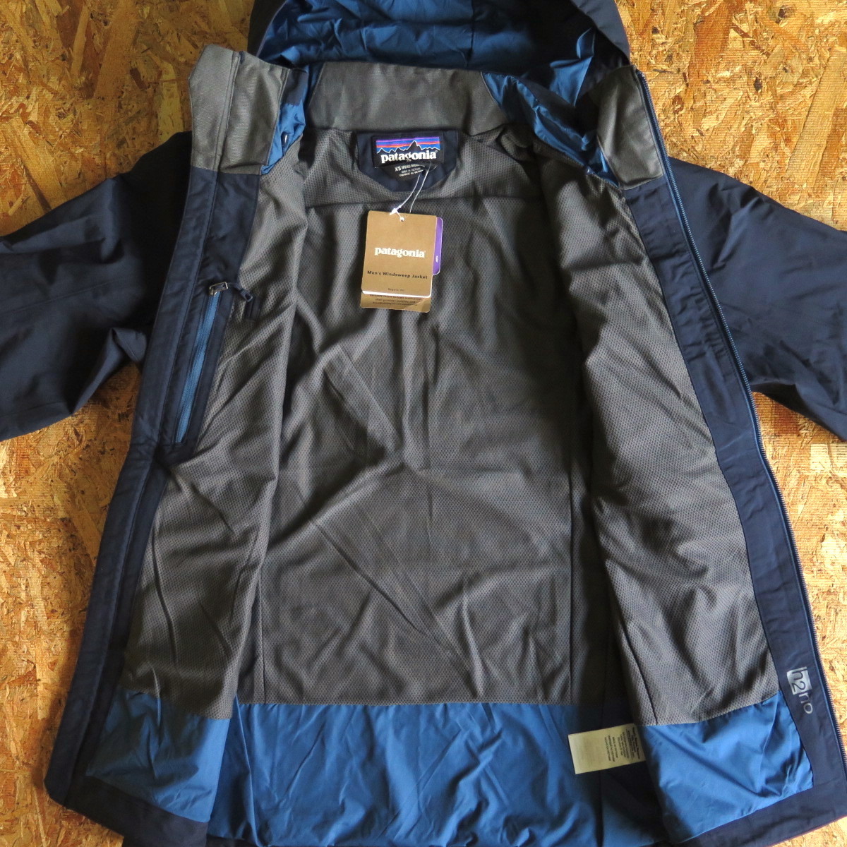 新品☆本物 XSサイズ PATAGONIA WINDSWEEP JACKET パタゴニア ウインドスウィープ ジャケット ナイロンジャケット USA購入 アメリカ 希少_画像8