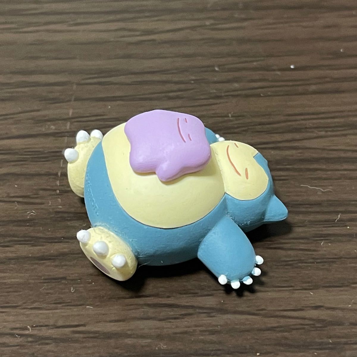 Paypayフリマ おまけ付き ポケモン カビゴンとメタモンお昼寝 Paypayフリマ おまけ付き ポケモン カビゴンとメタモンお昼寝