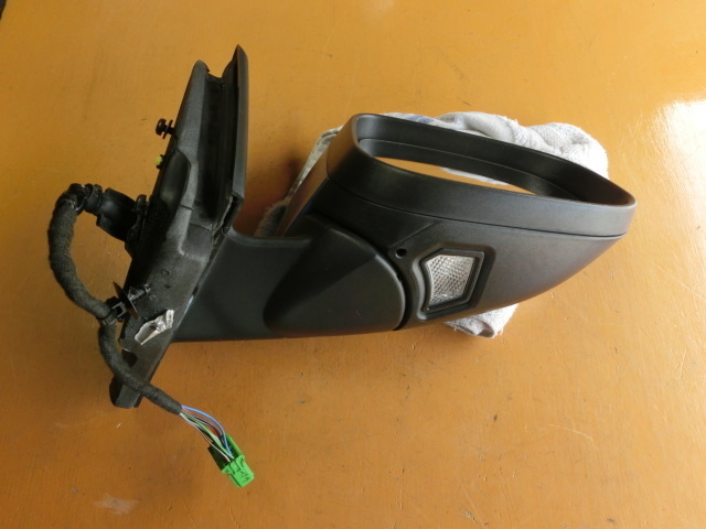  Volvo V40 right door mirror 713 Heisei era 27 year DBA-MB4154T wiring 1 2 ps back side 31442245 T3 2015y 2.9 ten thousand km