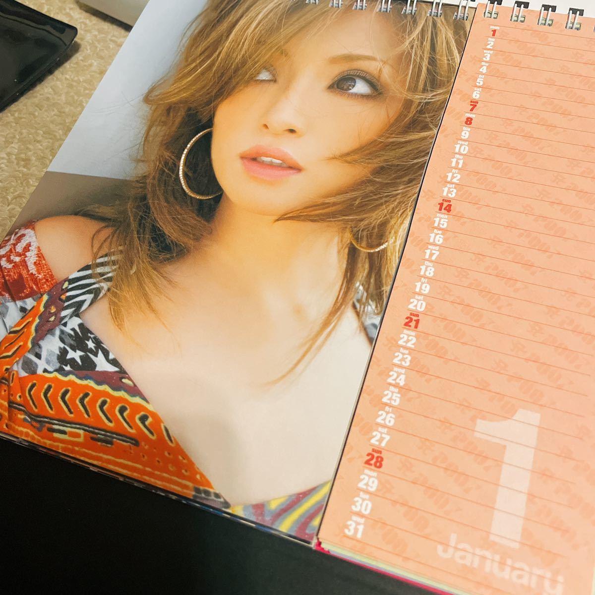 Yahoo!オークション - 浜崎あゆみ 卓上カレンダー あゆぱん 激 Yahoo!オークション - 浜崎あゆみ 卓上カレンダー あゆぱん 激