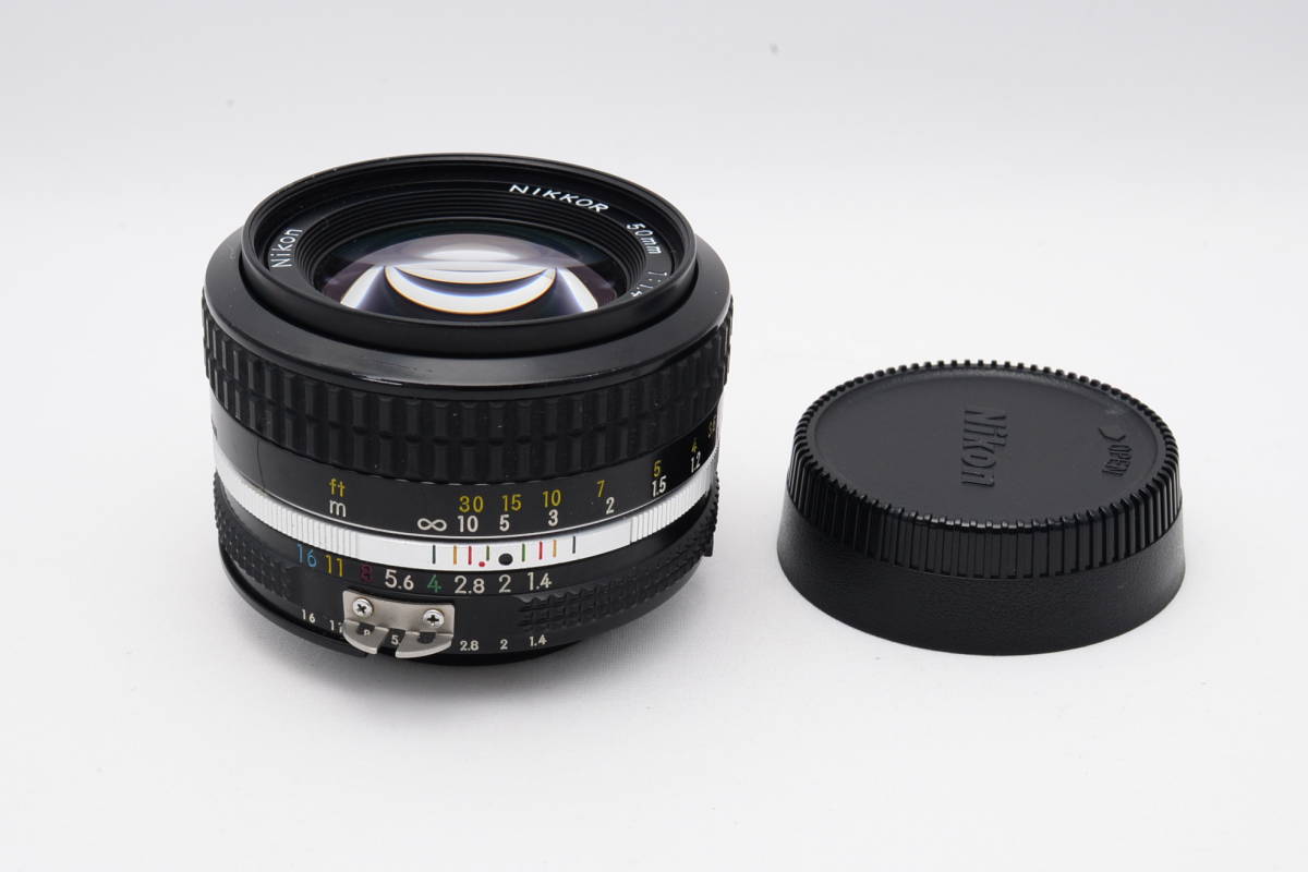 憧れの ☆並品☆Nikon ニコン Ai NIKKOR 50mm F1.4 25 ニコン