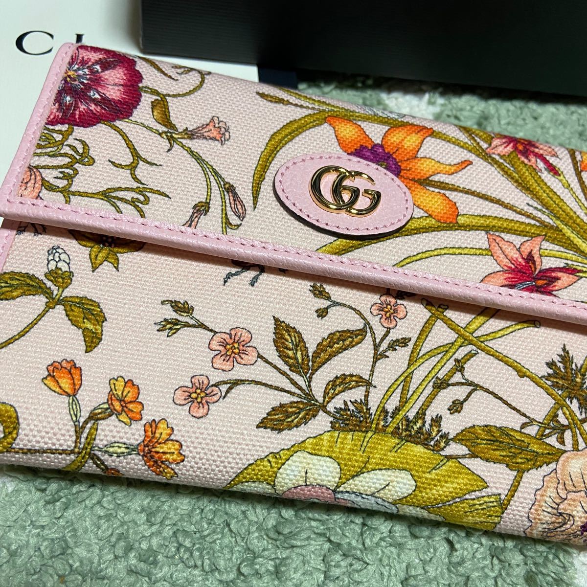 定価6万 正規新品 GUCCI グッチフローラ柄ドキュメントケース GG