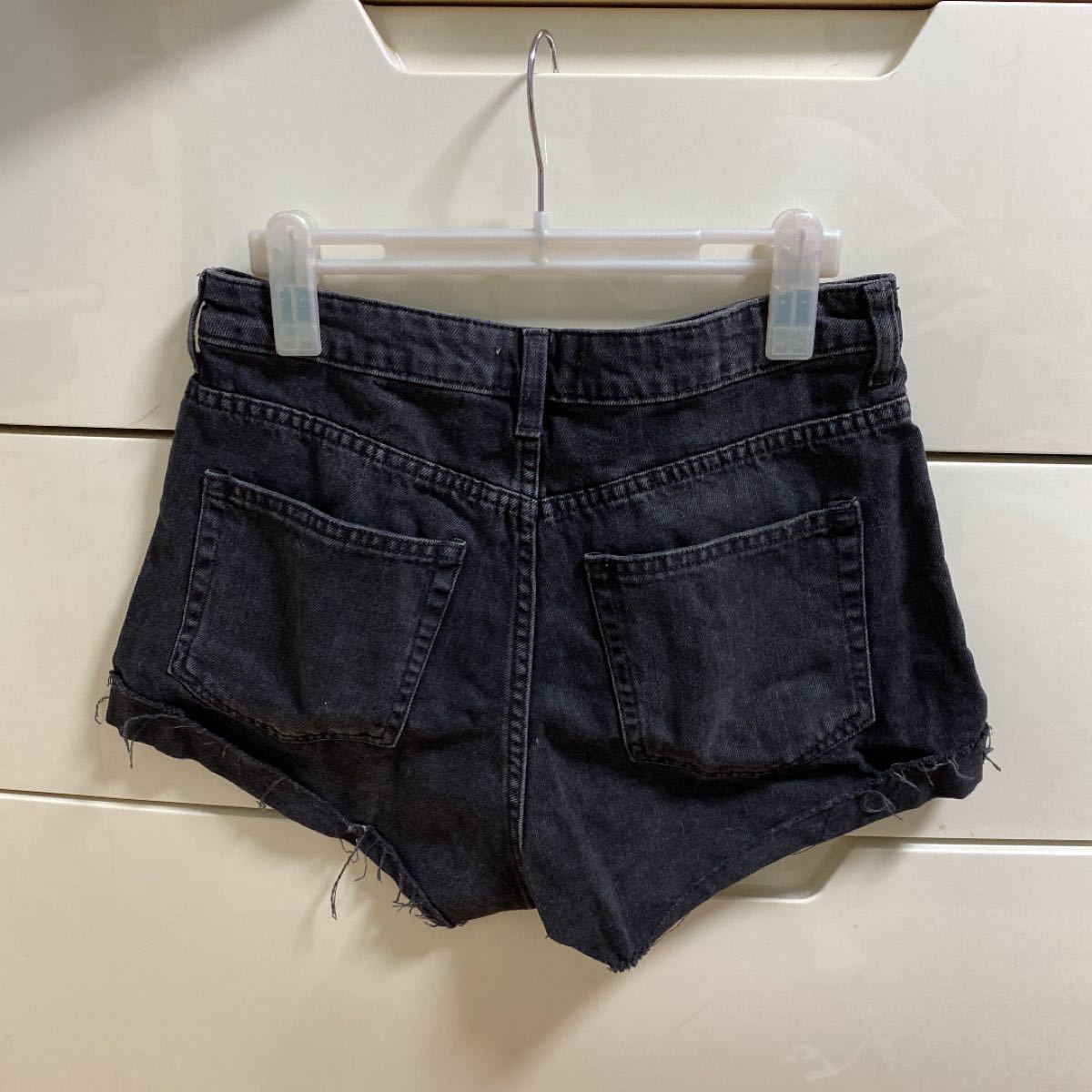 デニムショートパンツ　H&M ショーパン　ダメージパンツ ショートパンツ