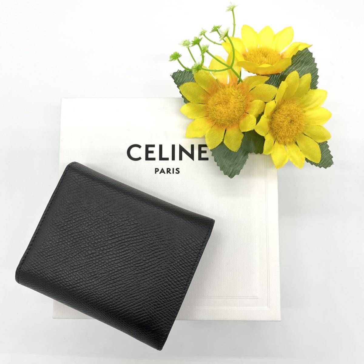 【美品!!】CELINE セリーヌ スモールトリフォールド 三つ折り財布 ブラック 多機能 小銭入れ付き 春 桜 お花見 ブランド 鑑定済み■