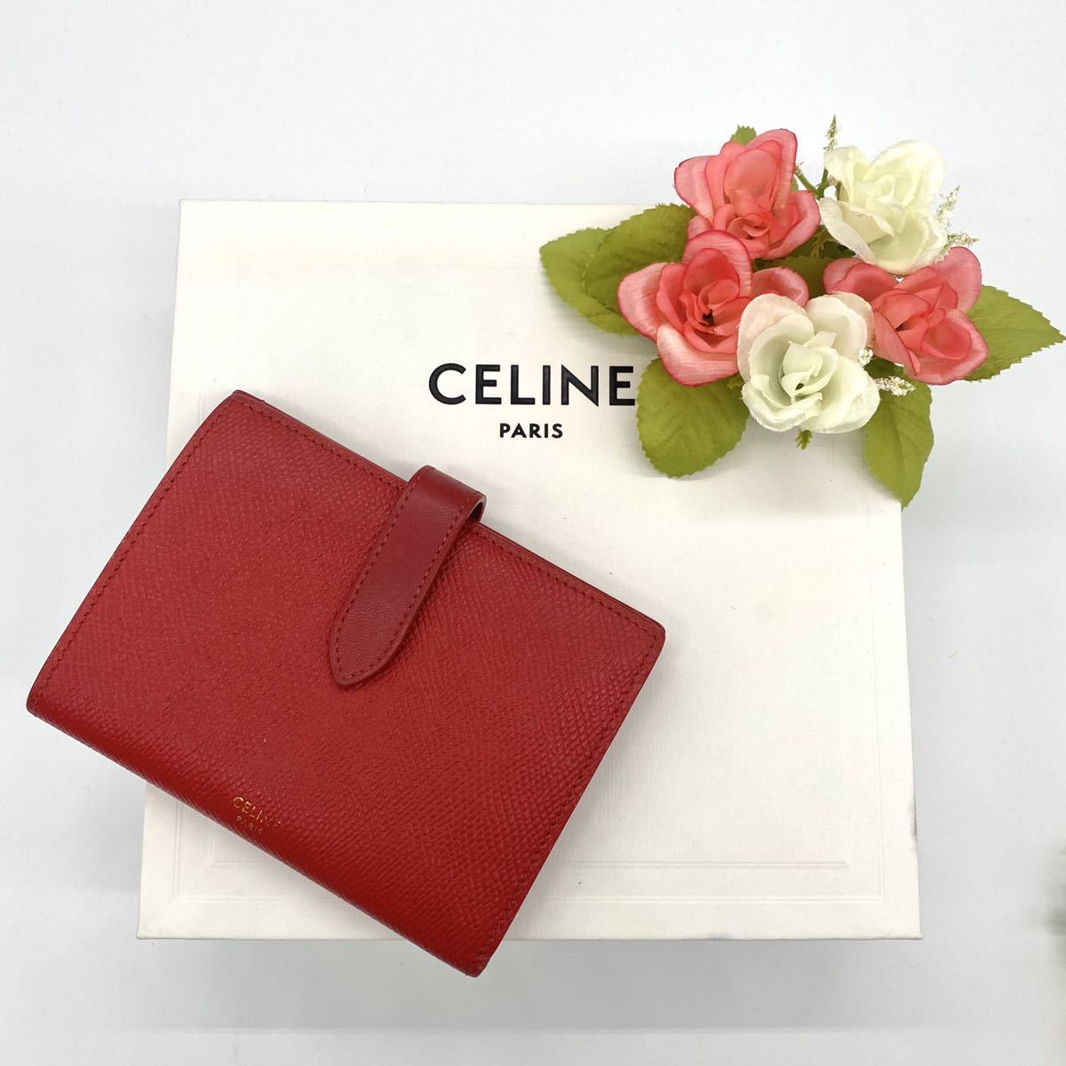 大特価 】CELINE セリーヌ ミディアムストラップウォレット レッド 二