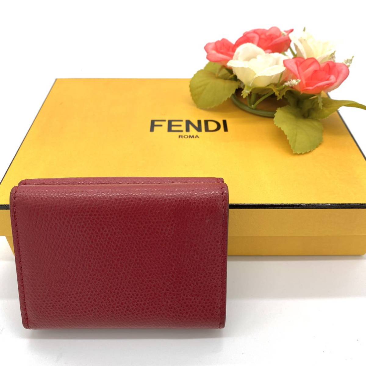 【大特価!!】FENDI エフイズフェンディ マイクロ 三つ折り財布 レッド ゴールド金具 多機能 コンパクト ブランド 鑑定済み■