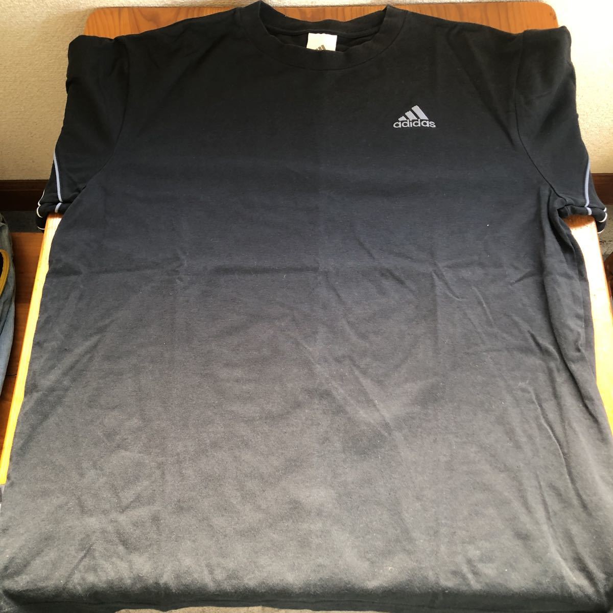 adidas 長袖Tシャツ 黒　L 中古_画像8