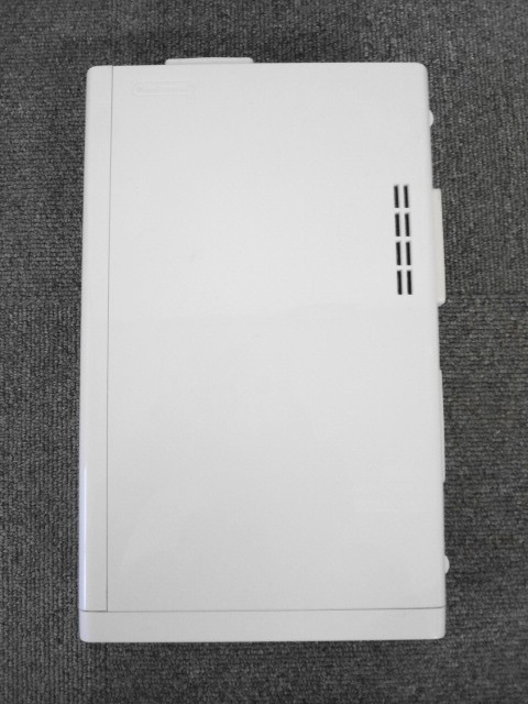 Wii21-026 任天堂 ニンテンドー Wii U 本体 単品 32GB ホワイト 白 のみ マリオカート8 WUP-101 レトロ ゲーム 動作確認 使用感あり