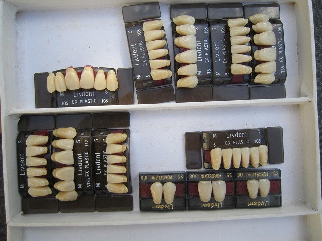 . зуб образец [ восток 1653S4