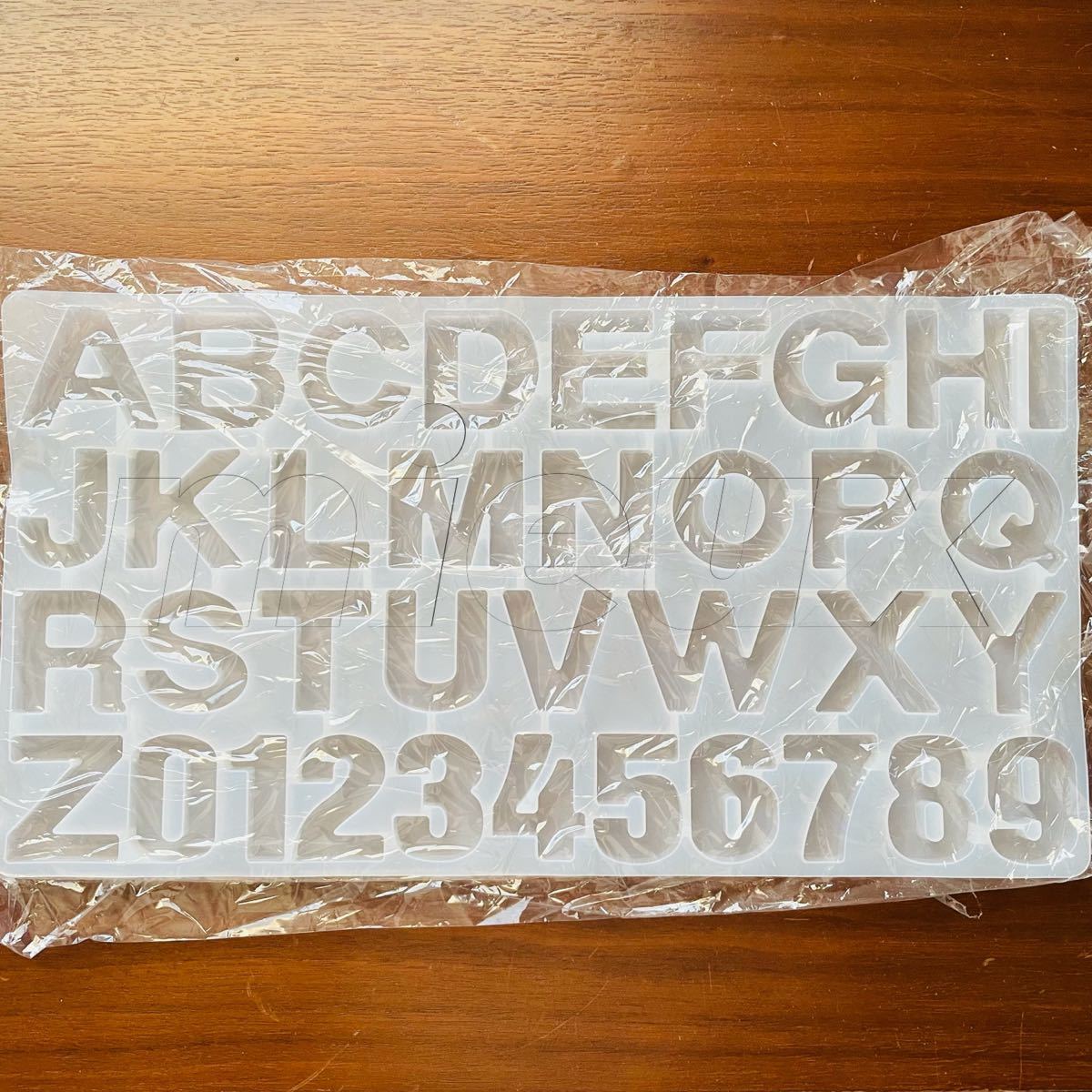 アルファベット　数字　シリコンモールド　型　粘土　レジン