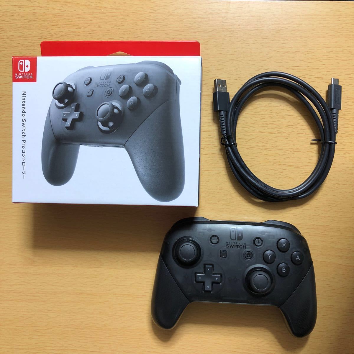 ★ Nintendo Switch Proコントローラー　純正　付属品完備