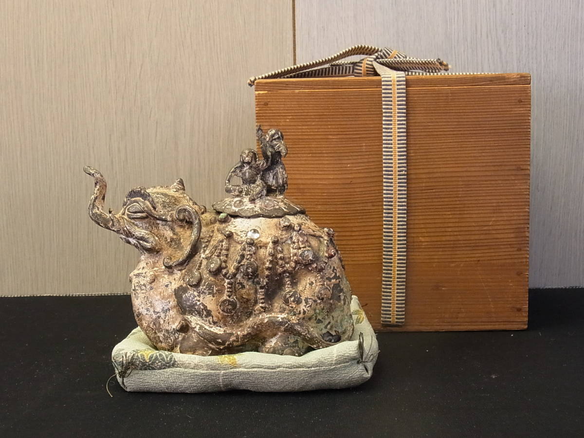 t654 蔵出 のったり香炉 銅製 共箱 香道具 色絵銅 細密細工 時代物 古