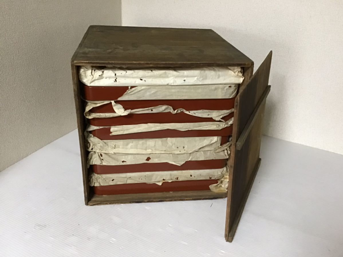 お盆 塗物 御膳 10枚セット 角盆 漆器 木製 布袋様? 会度盆 お祝い膳 お正月 懐石料理 時代物 木箱付