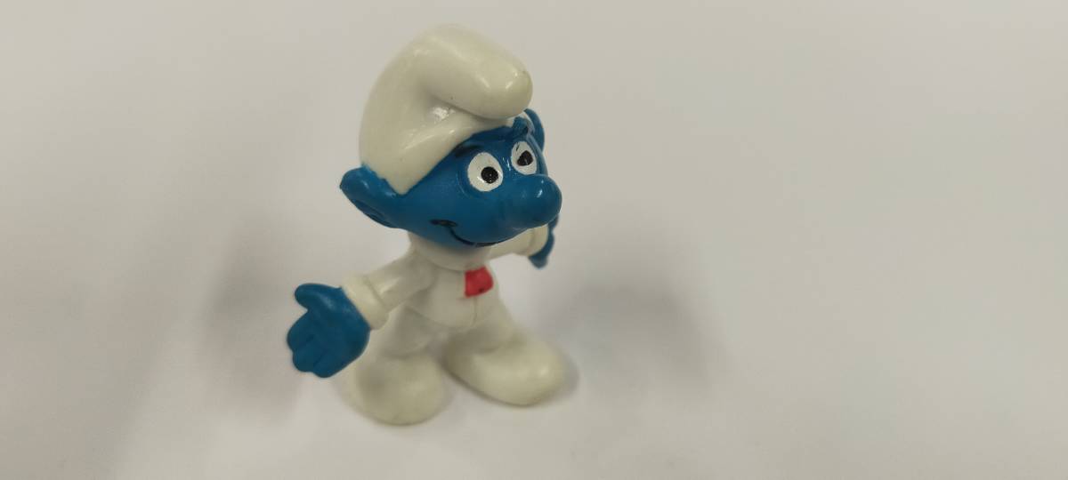 シュライヒ社　　schleich 　SMURFS/スマーフ・PVCフィギュア　白服　ハート_画像3