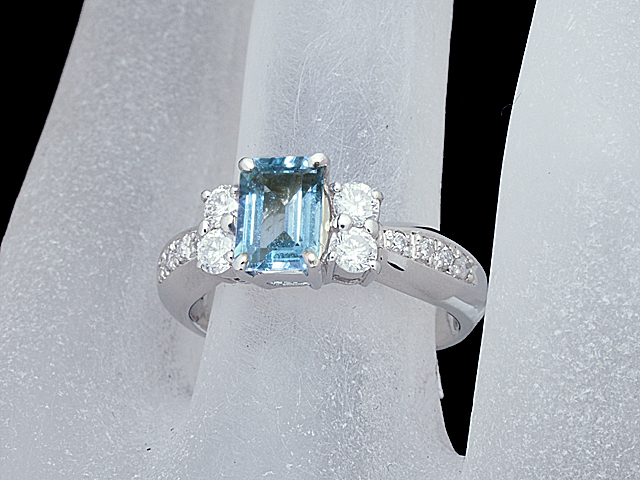 音羽屋□送料無料□ アクアマリン/0.95ct ダイヤ/0.46ct Pt900