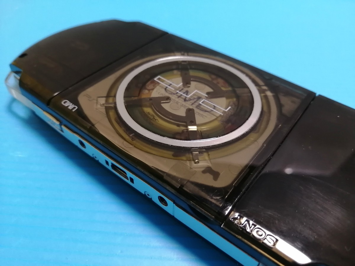 PSP-3000 本体 クリアブラックカスタム バッテリー 充電器 メモリースティックアダプター 32Gメモリ ゲームソフト PSP-3000 本体 クリアブラックカスタム バッテリー 充電器 メモリースティックアダプター 32Gメモリ ゲームソフト