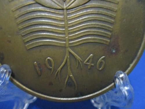 希少な記念大型メダル☆日本憲法公布記念／1946年（昭和21年）／大型厚肉絵銭／55mm、85g_画像3