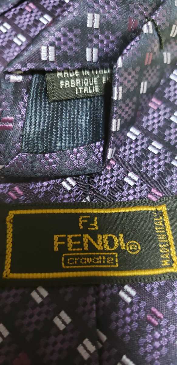 【未使用】FENDI フェンディ 創業1920年輸入品 ネクタイ パープル・シルバー 送料140【商品番号1130】の画像2