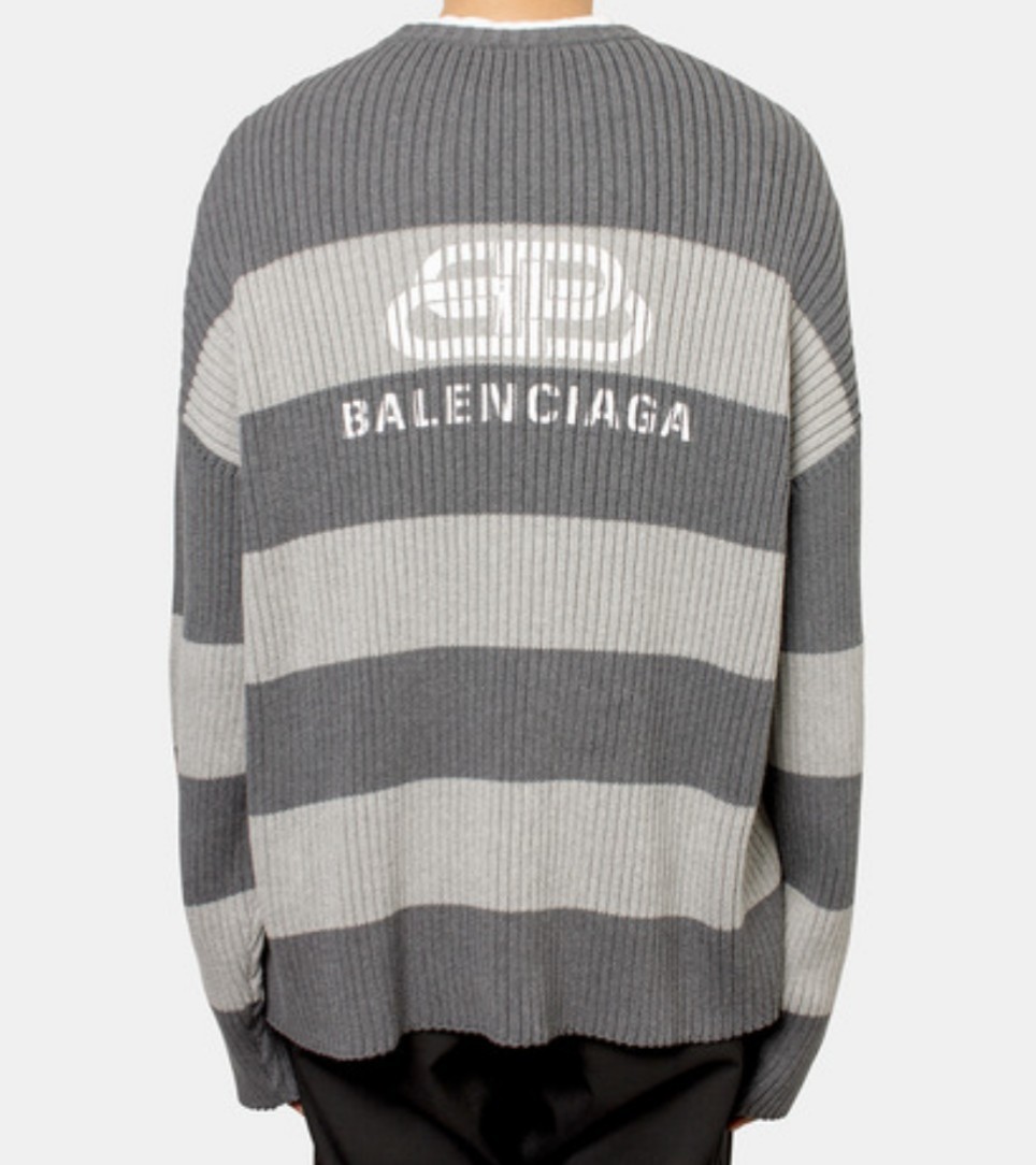 即決 送料無料 美中古 21SS 定価15万円程 BALENCIAGA バレンシアガ オーバーサイズ ロゴニット セーター R-B37