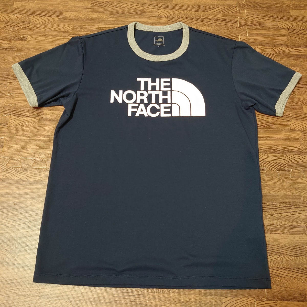 THE NORTH FACE ザノースフェイス 半袖Tシャツ