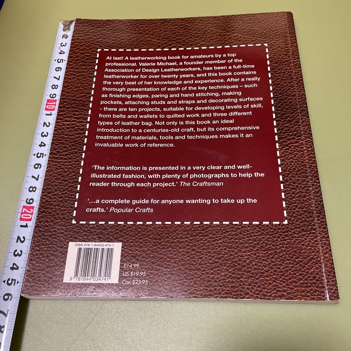 ◎革手芸の英語本　Leatherworking Handbook: A Practical Illustrated Sourcebook of Techniques and Projects