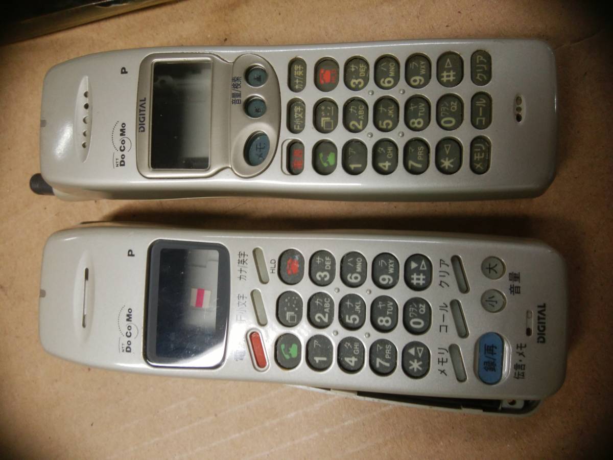  mobile telephone, case three pcs. set, at that time mono battery 2 piece attaching 