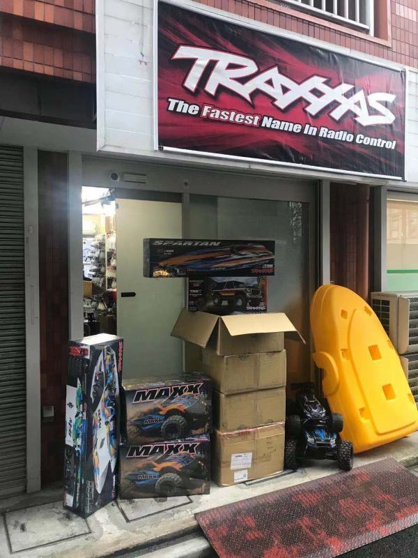 高品質低価 ヤフオク! - TRAXXAS#トラクサス.com 東京発即納 MAXXトラク... 豊富な定番