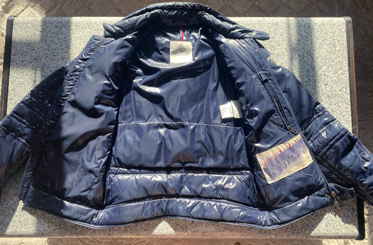 モンクレール(Moncler)正規 2007年秋冬モデル ネイビー モネステ モンクレール(Moncler)正規 2007年秋冬モデル ネイビー モネステ