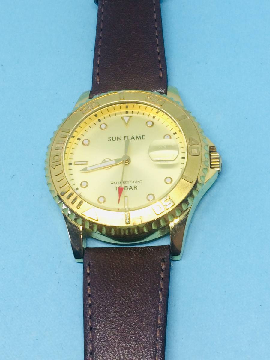 L36 飽きの来ない 特価商品 ' SUNFLAME ディト 7周年記念イベントが メンズ腕時計USED ゴールド１０気圧防水 電池交換済み 素敵な時計です 送料全国一律198円