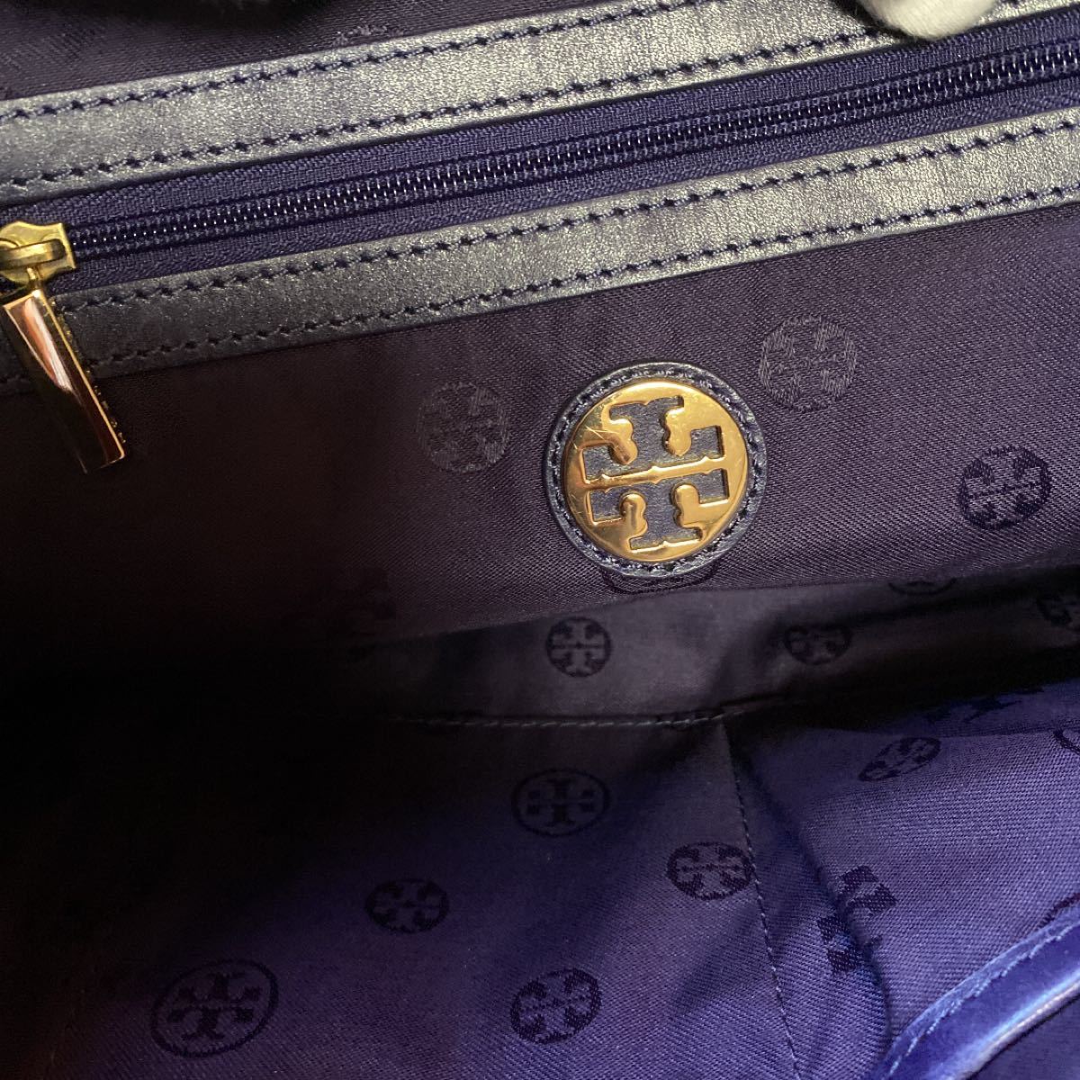 トリーバーチ TORY BURCH ロゴマーク　トートバッグ　ネイビー